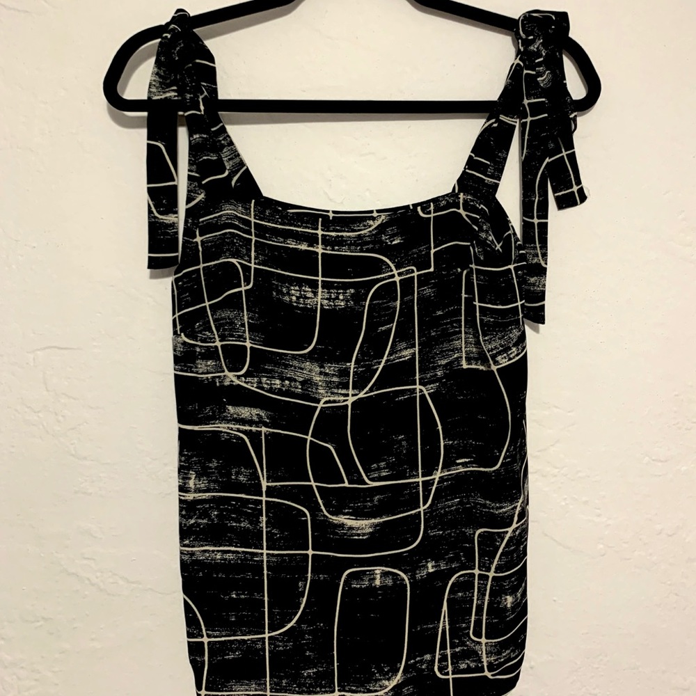 Black & White Design Blouse